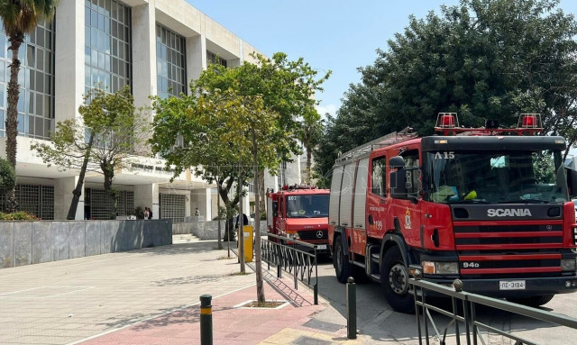 Φωτιά στο Εφετείο - Προληπτική εκκένωση του κτιρίου