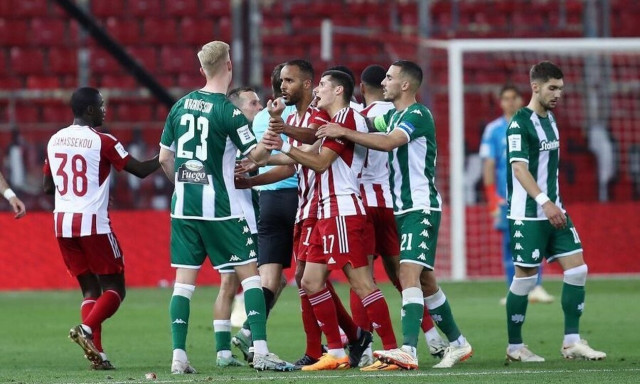 Πρώτη ελληνική ομάδα στην παγκόσμια κατάταξη ο Ολυμπιακός - Η θέση Παναθηναϊκού, ΑΕΚ και ΠΑΟΚ