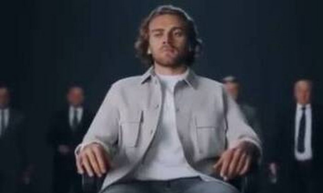 Τουρκία: Το viral προεκλογικό σποτ του Ερντογάν με τον... μπαρμπέρη