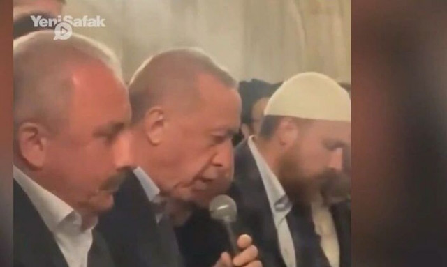 Εκλογές Τουρκία: Ο Ερντογάν ολοκλήρωσε την εκστρατεία του με προσευχή στην Αγία Σοφία