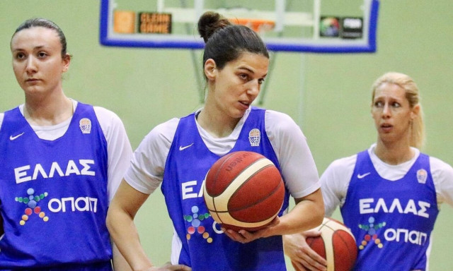 Γιορτή της Μητέρας: Οι Ελληνίδες διεθνείς του μπάσκετ εύχονται στις μαμάδες τους - Το όμορφο βίντεο