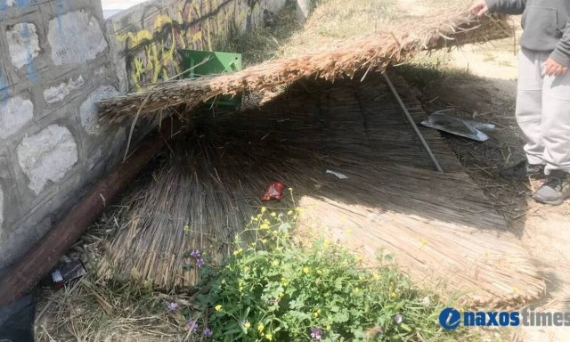 Νάξος: 16χρονη τραυματίστηκε σε παιδική χαρά - Έπεσε στο κεφάλι της ξύλινη κολώνα