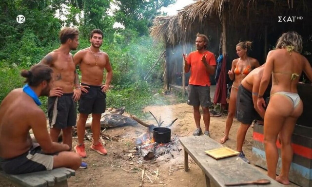Survivor All Star: Οι Διάσημοι έβαλαν παραβάν στους Μαχητές - Οργισμένοι οι παίκτες