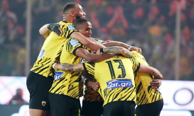 Super League, ΑΕΚ – Βόλος 4-0: Πρωταθλήτρια μέσα στο «σπίτι» της - Έκσταση στη Νέα Φιλαδέλφεια