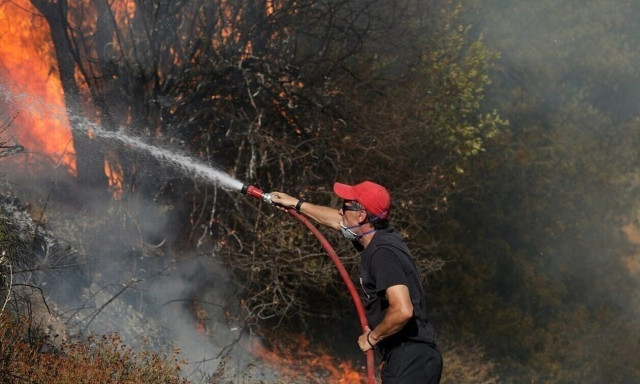 Φωτιά κοντά στο Μανδρικό Ρόδου