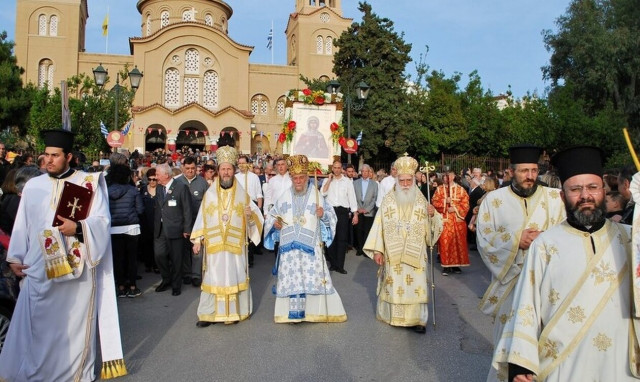 Λιτάνευση της Αγίας Φωτεινής στη Νέα Σμύρνη