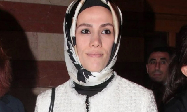 Προκλητική ανάρτηση από την κόρη του Ερντογάν: «Η ημισέληνος θα κερδίσει το σταυρό της Δύσης»