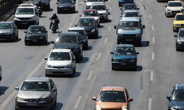 Τροχαίο στο Χαϊδάρι: Κίνηση στη Λεωφόρο Αθηνών