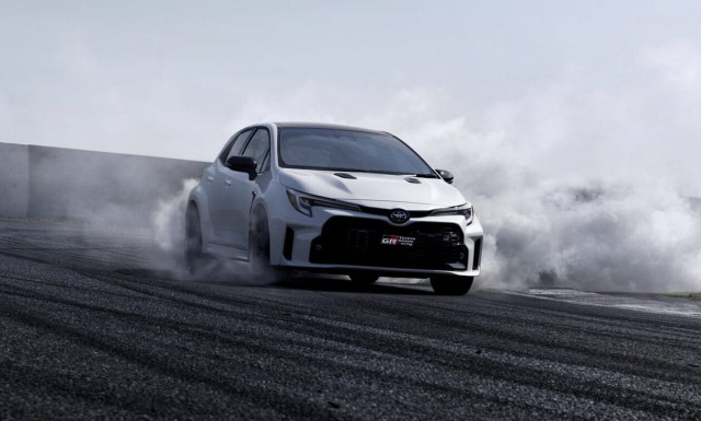 Απίστευτο: 150.000 ευρώ για μία… Corolla!