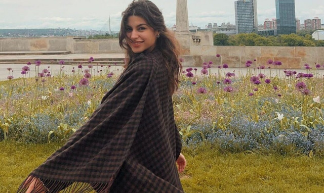 Δανάη Παππά: Περπάτησε 22 χλμ. για να εκπληρώσει το τάμα της στον Άγιο Ιωάννη τον Ρώσο