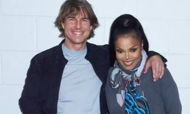 Ο Τομ Κρουζ επισκέφθηκε την Τζάνετ Τζάκσον στα παρασκήνια συναυλίας της