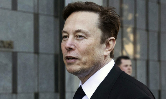 Έλον Μασκ: «Ξεσάλωσε» σε συναυλία στο Μεξικό λίγο πριν από το ραντεβού του με τον Μακρόν - Βίντεο