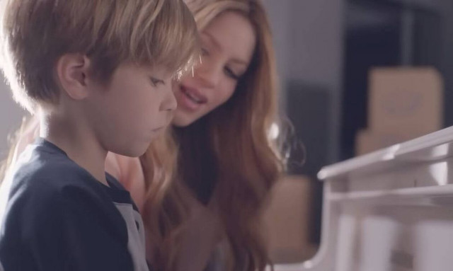 Σακίρα: «Άκρως οικογενειακό» video clip με τους γιους της