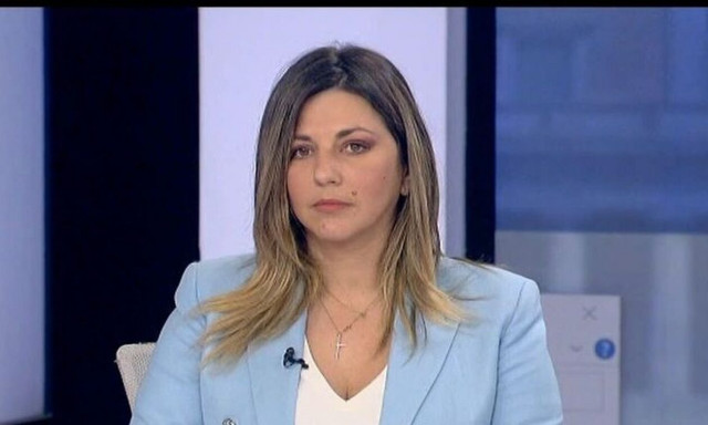 Ζαχαράκη: Οι Έλληνες πολίτες έχουν κουραστεί από τα εναλλασσόμενα σενάρια και τα πολιτικά παιχνίδια