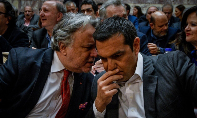 Εκλογές 2023: Πώς ο Τσίπρας έδειξε την «έξοδο» στον Κατρούγκαλο – Όλο το χρονικό