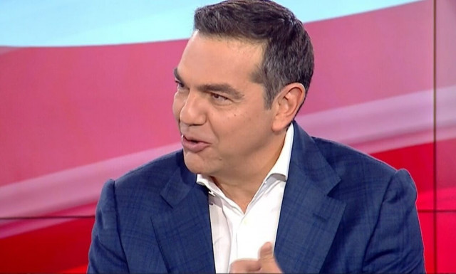 Ο Τσίπρας άδειασε τον Κατρούγκαλο: «Καμία αύξηση εισφορών στους ελεύθερους επαγγελματίες»