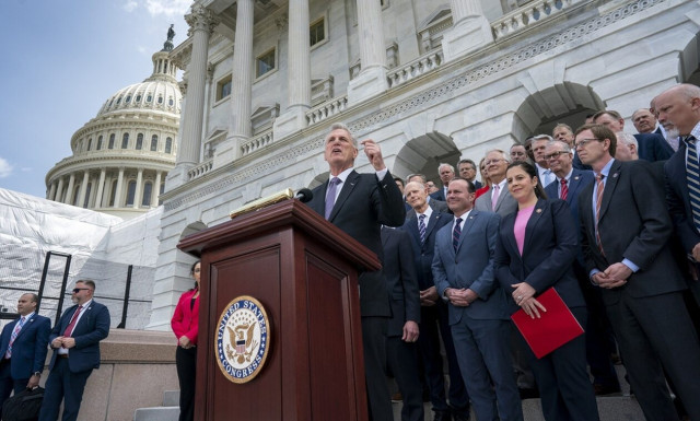 ΗΠΑ: Παύση στις «δύσκολες» διαπραγματεύσεις για την αύξηση του ορίου χρέους