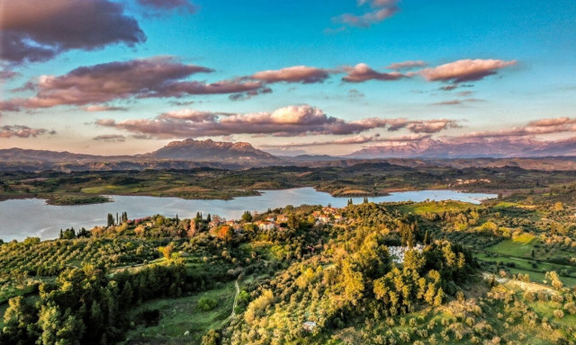 Με ανοιξιάτικο καιρό θα ταξιδέψουν οι ετεροδημότες- Η τελευταία πρόγνωση για την Κυριακή των εκλογών