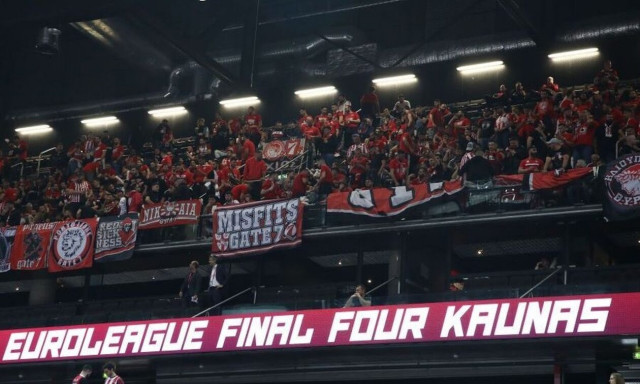 Final Four Euroleague 2023, Ολυμπιακός - Μονακό: Πάνω από 5.000 «ερυθρόλευκοι» στο Κάουνας (pics)