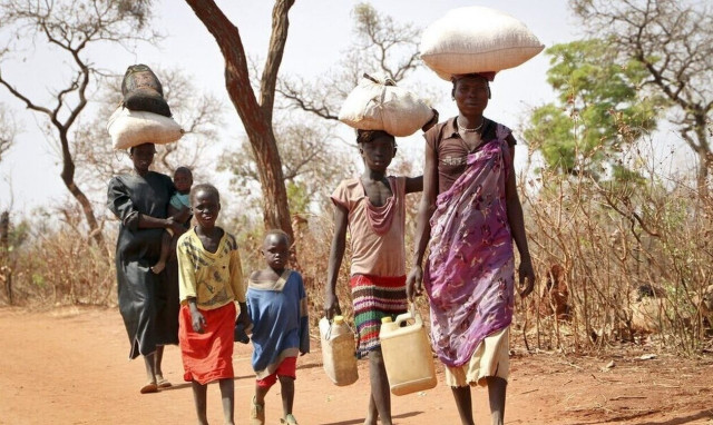Σουδάν: Στην Αίγυπτο φθάνουν κάθε μέρα 5.000 Σουδανοί - Πάνω από ένα εκατομύριο εκτοπισμένοι