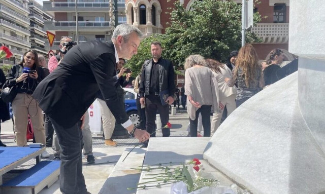 Θεσσαλονίκη: Άναψε η «Φλόγα της Μνήμης» - Ημέρα Μνήμης της Γενοκτονίας του Ποντιακού Ελληνισμού