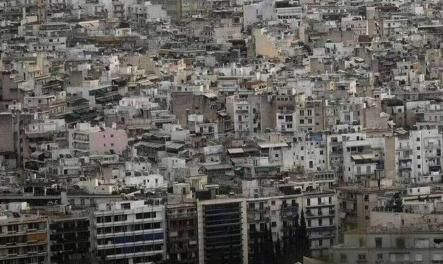 «Εξοικονομώ - Ανακαινίζω» για νέους: Οι δικαιούχοι και οι προϋποθέσεις