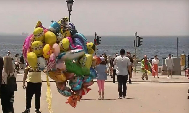 Θεσσαλονίκη: Στιγμές χαλάρωσης και για τους ψηφοφόρους πριν τις εκλογές