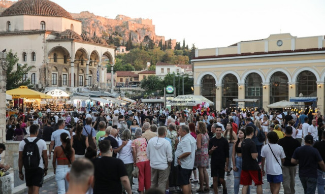 Εκλογές 2023: Πρώτα ψήφος και μετά φαγητό - «Πουλήσαμε 5.000 σουβλάκια»