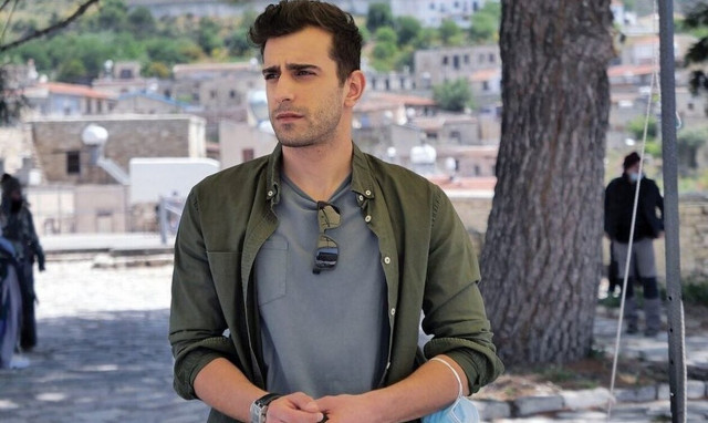 Η Γη της Ελιάς: Νεκρός και ο Αλέξης - Η Μαργαρίτα καταρρέει