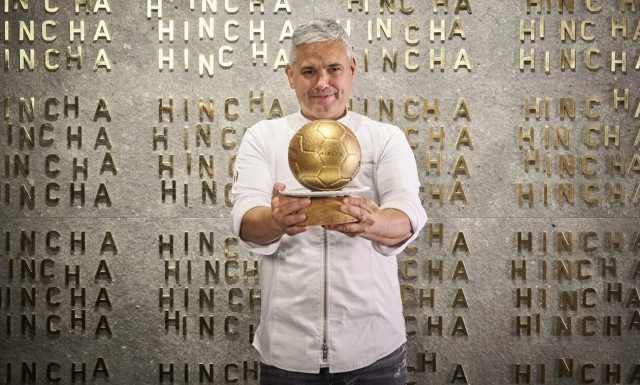 Λιονέλ Μέσι: Άνοιξε εστιατόριο και προσφέρει τη «Χρυσή Μπάλα» στο πιάτο σας