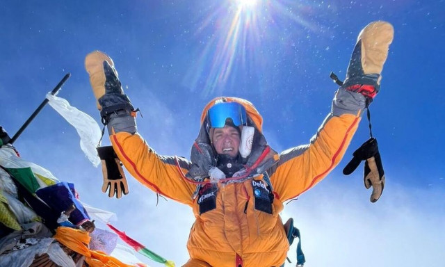 Μάριος Γιαννάκου στο Newsbomb: Ο φόβος του θανάτου στην κορυφή του Έβερεστ και η υπόσχεση επιστροφής