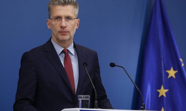 Tsipras should listen to what voters have to say instead of insulting them, gov't spokesman