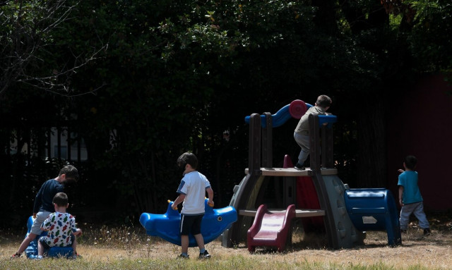 Επιδότηση θέσεων σε βρεφονηπιακούς και ΚΔΑΠ: Εκδόθηκε η ΚΥΑ της δράσης