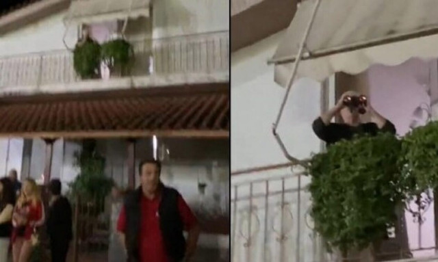 Στο Αγρίνιο έχουν τις πιο εξελιγμένες «κάμερες ασφαλείας»: Η γιαγιά-κατάσκοπος που έχει γίνει viral