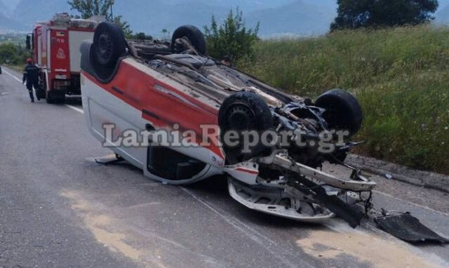«Άγιο» είχε ο οδηγός που το αυτοκίνητό του ανετράπη στην εθνική οδό Θερμοπυλών - Άμφισσας