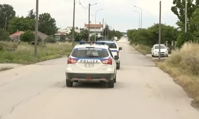 Τραγωδία στη Χαλκιδική: Δολοφόνησε τη σύζυγο μπροστά στο 8χρονο παιδί τους και μετά αυτοκτόνησε