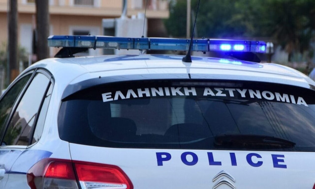 Πετρούπολη: Συνελήφθη 37χρονη που προωθούσε παράνομα μετανάστες στην Ε.Ε.