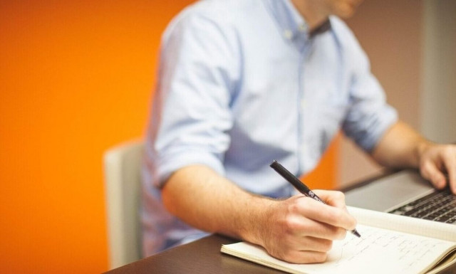 Στον «πάγο» οι τριετίες για την επόμενη διετία