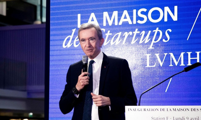 Τα «βάσανα» του Μπερνάρ Αρνό – Εχασε 11,2 δισ. μέσα σε μία ημέρα