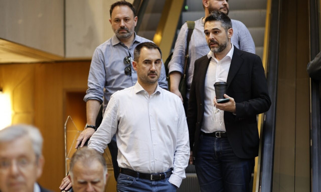 Η κρίσιμη συνεδρίαση της Κεντρικής Επιτροπής του ΣΥΡΙΖΑ - Σε θέσεις «μάχης» οι ομάδες του κόμματος