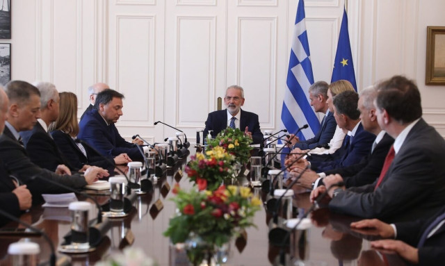 Εκλογές 2023:  Έπιασε δουλειά η υπηρεσιακή κυβέρνηση