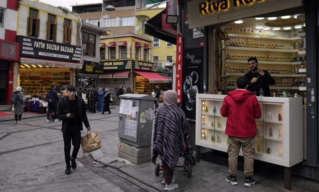 Ξεπέρασε το όριο των 20 λιρών ανά δολάριο η τουρκική λίρα