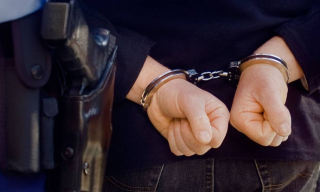 Σύλληψη για για προσβολή γενετήσιας αξιοπρέπειας