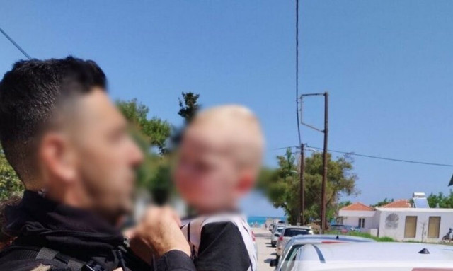 Ζάκυνθος: Συγκλονίζει ο αστυνομικός - «Η θερμοκρασία στο αυτοκίνητο είχε φτάσει τους 50 βαθμούς»