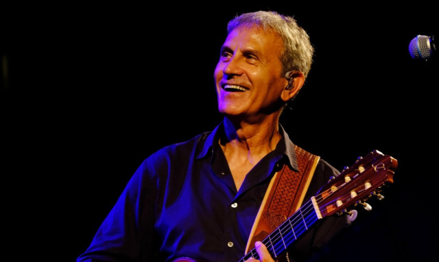 Θλίψη για τον Γιώργο Νταλάρα: «Αποχαιρετώ ένα μεγάλο κομμάτι της ζωής μου»