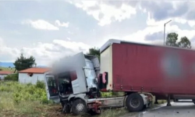 Τροχαίο δυστύχημα στην παλιά Εθνική Αθηνών – Θηβών: Δάκρυσαν διασώστες του ΕΚΑΒ