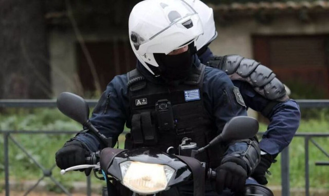 Μυτιλήνη: 6 συλλήψεις για ληστεία στη μέση του δρόμου - Ενέδρα σε δύο πεζούς