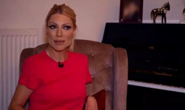 Έλενα Γκρέκου: «Έχω σχέση, αλλά όποιος θέλει μπορεί να με προσεγγίσει και μπορεί και να με κερδίσει»