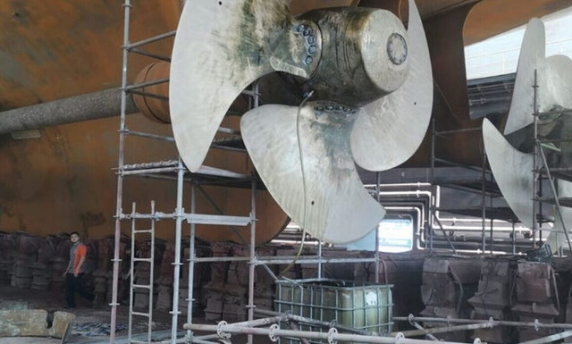 One dead, two seriously injured in accident at Perama shipyard repair zone