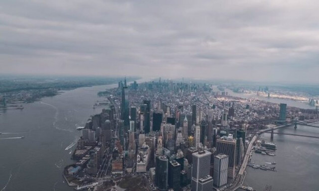 Το «Μεγάλο Μήλο» ερημώνει: Έχετε αντιληφθεί τι συμβαίνει αυτή την περίοδο στην Νέα Υόρκη;